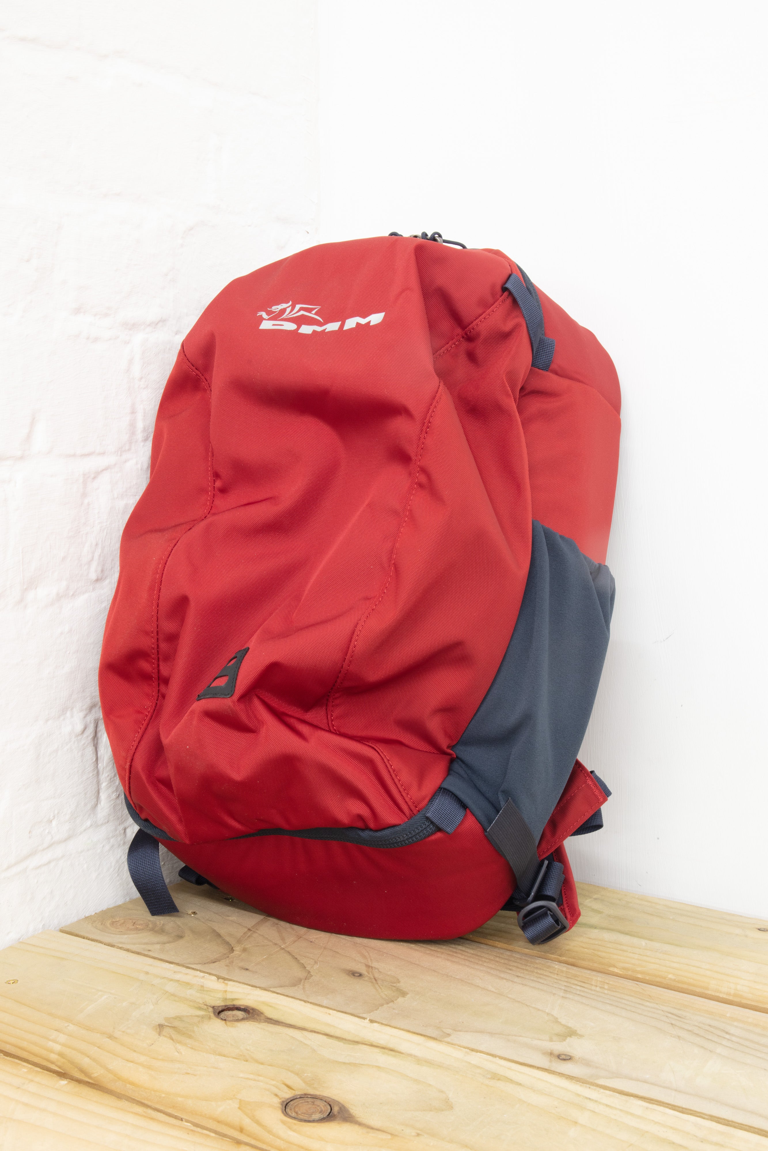 Dmm climbing backpack online